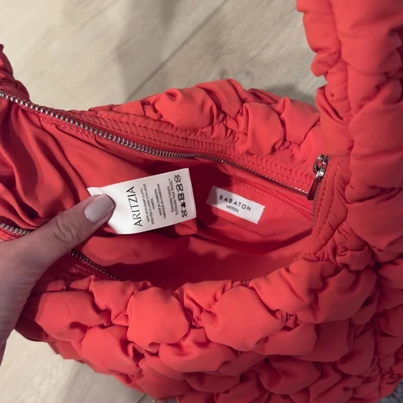 Red Ruched Women's Bag - Picture 2 of 3